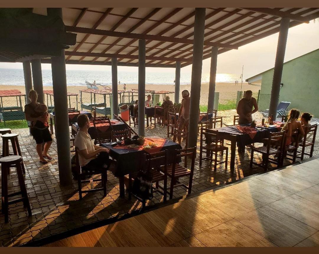 Serenade Beach Hotel Hikkaduwa Ngoại thất bức ảnh