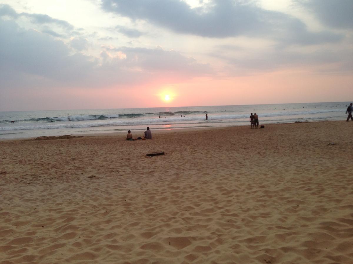 Serenade Beach Hotel Hikkaduwa Ngoại thất bức ảnh